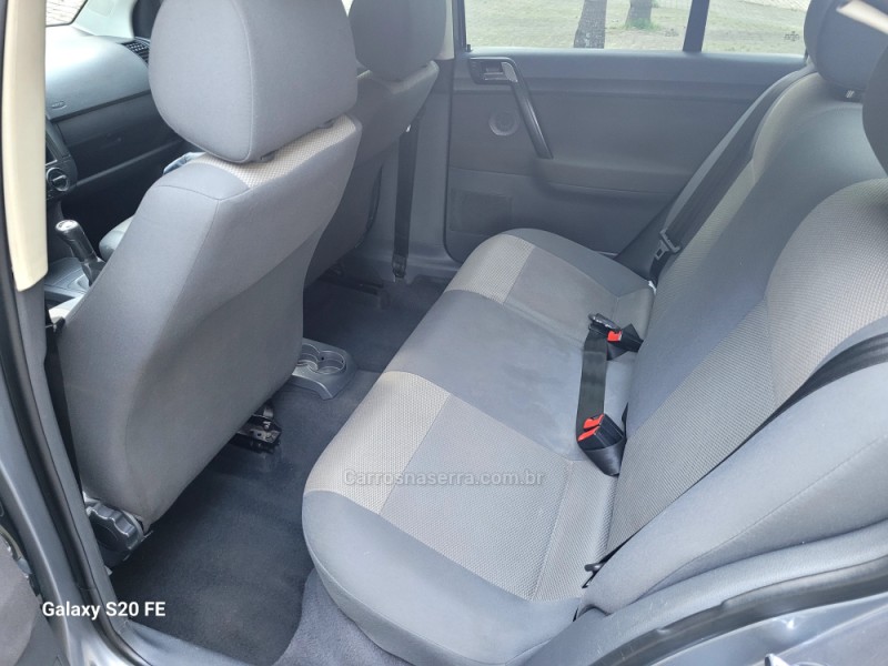 POLO 1.6 MI 8V FLEX 4P MANUAL - 2008 - NOVA PRATA