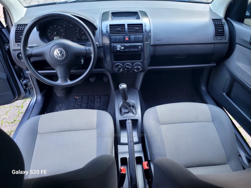 POLO 1.6 MI 8V FLEX 4P MANUAL - 2008 - NOVA PRATA