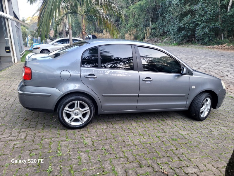 POLO 1.6 MI 8V FLEX 4P MANUAL - 2008 - NOVA PRATA