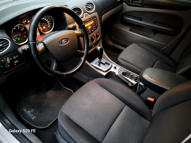 FOCUS 2.0 GLX 16V GASOLINA 4P AUTOMÁTICO - 2010 - NOVA PRATA