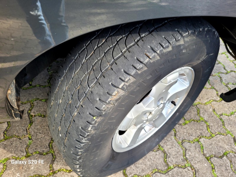 BLAZER 2.4 MPFI ADVANTAGE 4X2 8V GASOLINA 4P MANUAL - 2005 - NOVA PRATA