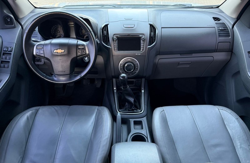 S10 2.4 LTZ 4X2 CD 8V FLEX 4P MANUAL - 2014 - CANELA