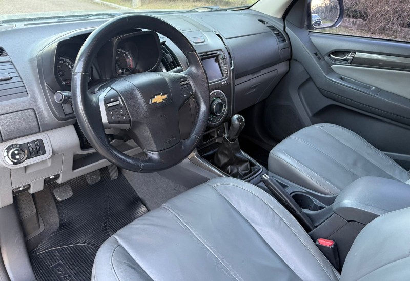 S10 2.4 LTZ 4X2 CD 8V FLEX 4P MANUAL - 2014 - CANELA