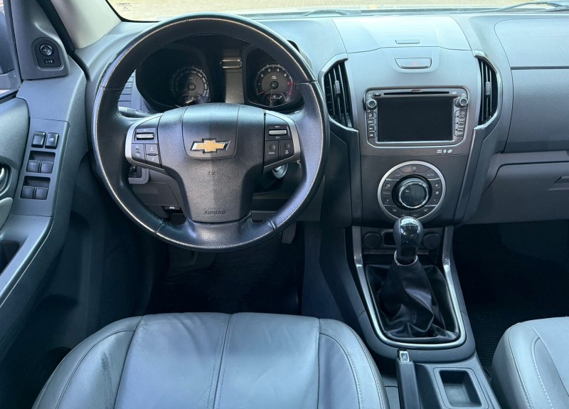 S10 2.4 LTZ 4X2 CD 8V FLEX 4P MANUAL - 2014 - CANELA