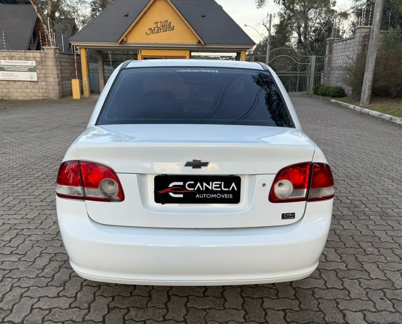 CLASSIC 1.0 MPFI LS 8V FLEX 4P MANUAL - 2011 - CANELA