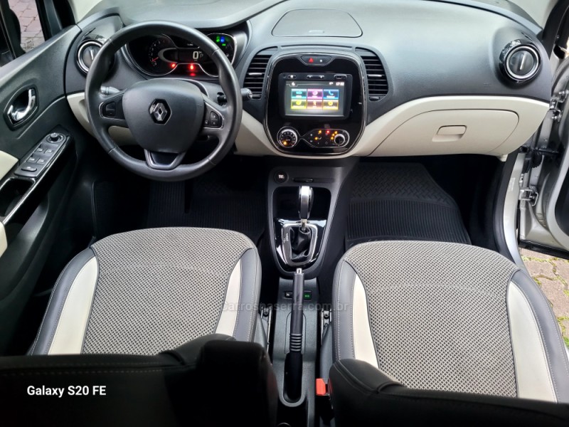 CAPTUR 1.6 16V FLEX INTENSE AUTOMÁTICO - 2019 - NOVA PRATA