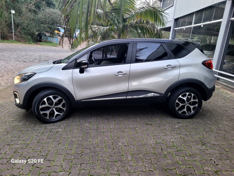 CAPTUR 1.6 16V FLEX INTENSE AUTOMÁTICO - 2019 - NOVA PRATA