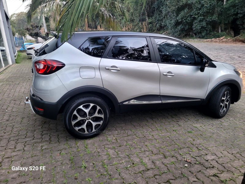 CAPTUR 1.6 16V FLEX INTENSE AUTOMÁTICO - 2019 - NOVA PRATA