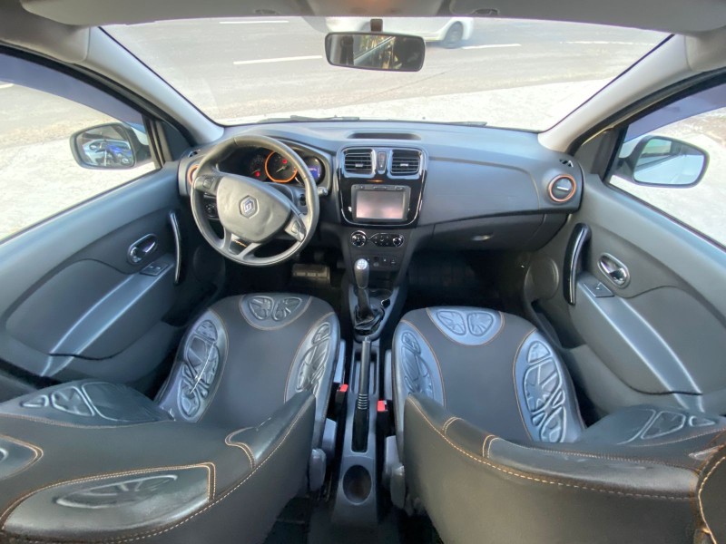 SANDERO 1.6 STEPWAY 8V FLEX 4P MANUAL - 2015 - CAXIAS DO SUL