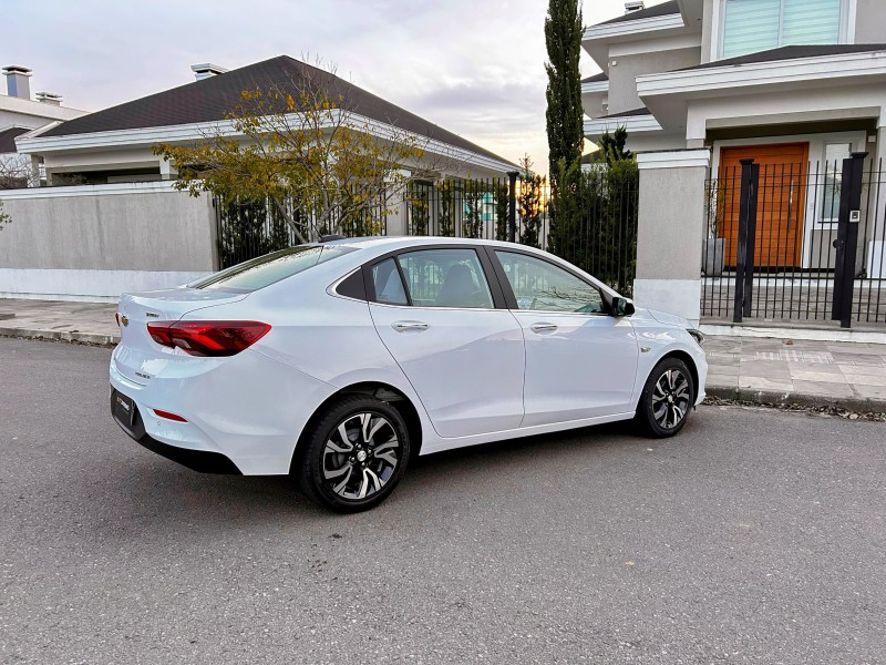 ONIX 1.0	PREMIER II PLUS 12V TURBO FLEX 4P AUTOMÁTICO - 2023 - BENTO GONçALVES