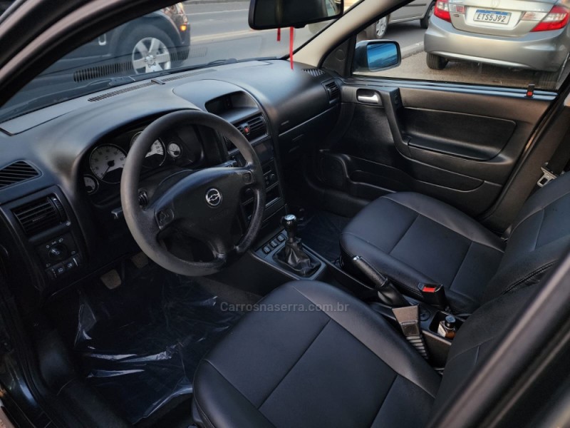ASTRA 2.0 MPFI ELEGANCE SEDAN 8V FLEX 4P MANUAL - 2006 - VACARIA
