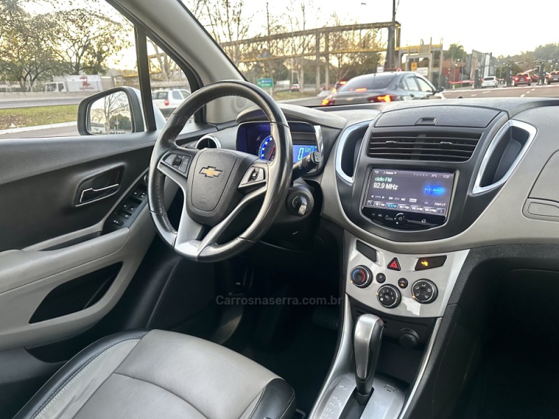 TRACKER 1.8 MPFI LTZ 4X2 16V FLEX 4P AUTOMÁTICO - 2015 - ESTâNCIA VELHA