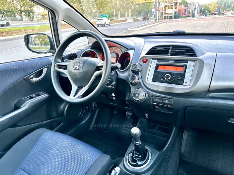 FIT 1.4 LX 16V FLEX 4P MANUAL - 2027 - ESTâNCIA VELHA