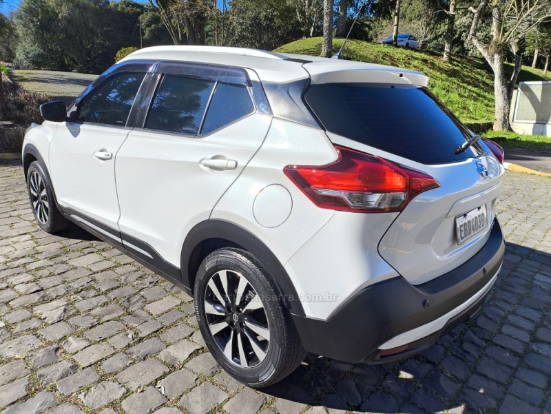 KICKS 1.6 16V FLEX SV 4P XTRONIC - 2020 - FARROUPILHA
