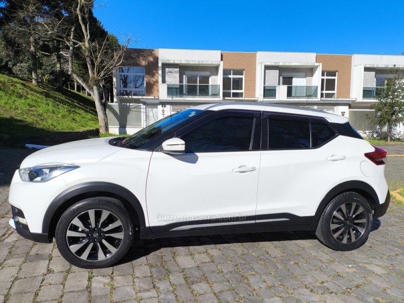 KICKS 1.6 16V FLEX SV 4P XTRONIC - 2020 - FARROUPILHA