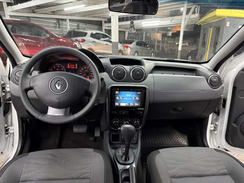 DUSTER 2.0 TECH ROAD II 4X2 16V FLEX 4P AUTOMÁTICO - 2015 - CAXIAS DO SUL