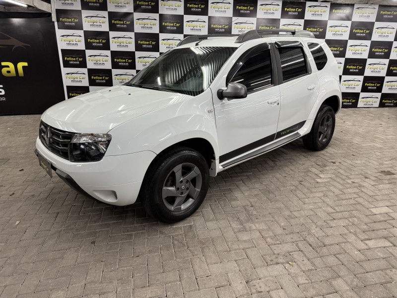 DUSTER 2.0 TECH ROAD II 4X2 16V FLEX 4P AUTOMÁTICO - 2015 - CAXIAS DO SUL