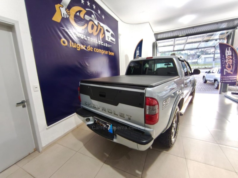 S10 2.4 MPFI EXECUTIVE 4X2 CD 8V FLEX 4P MANUAL - 2011 - ANTôNIO PRADO