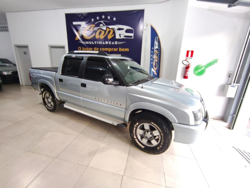 S10 2.4 MPFI EXECUTIVE 4X2 CD 8V FLEX 4P MANUAL - 2011 - ANTôNIO PRADO