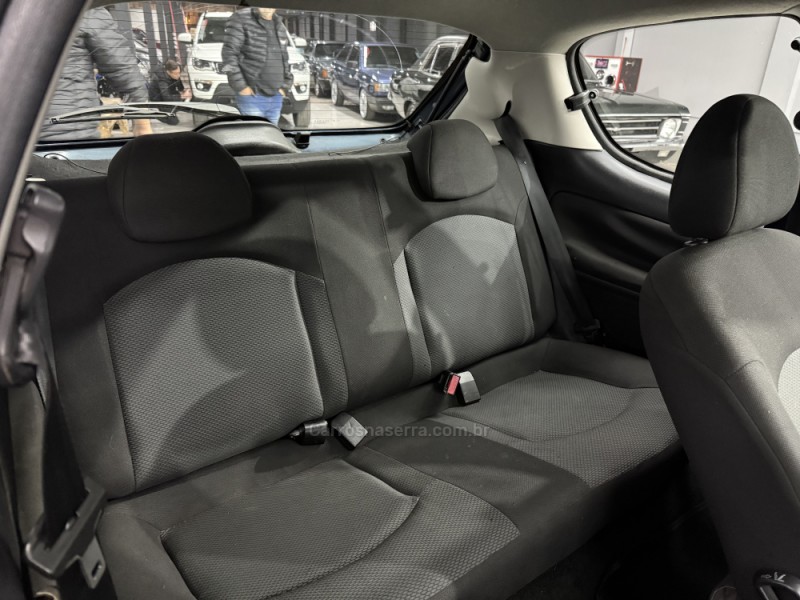 207 1.4 XR 8V FLEX 2P MANUAL - 2012 - SAPIRANGA