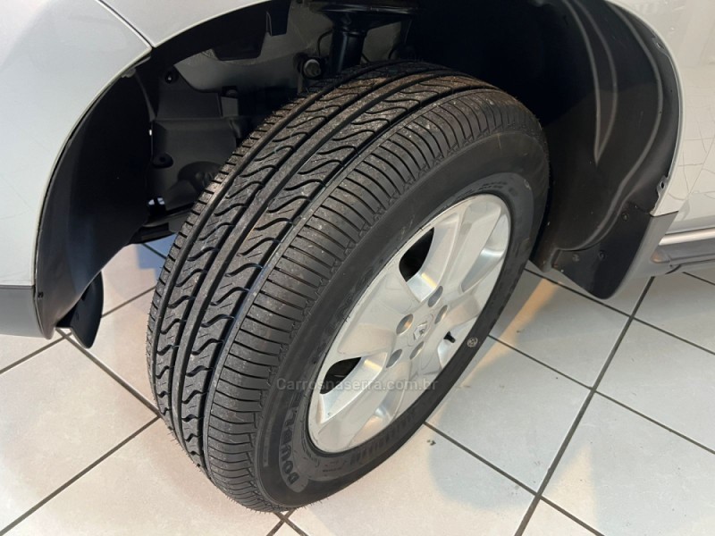 DUSTER 1.6 EXPRESSION 4X2 16V FLEX 4P MANUAL - 2019 - CAXIAS DO SUL