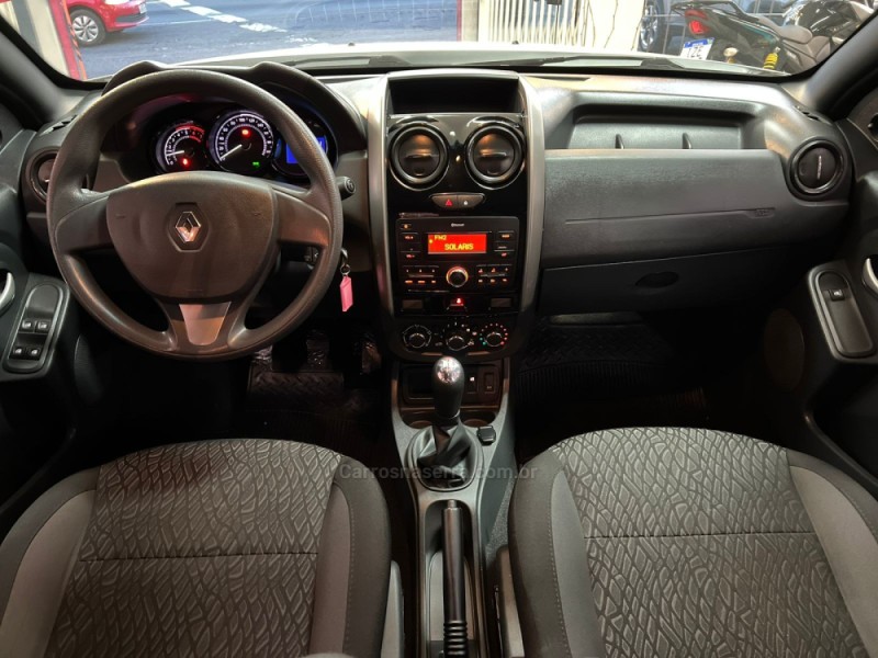 DUSTER 1.6 EXPRESSION 4X2 16V FLEX 4P MANUAL - 2019 - CAXIAS DO SUL