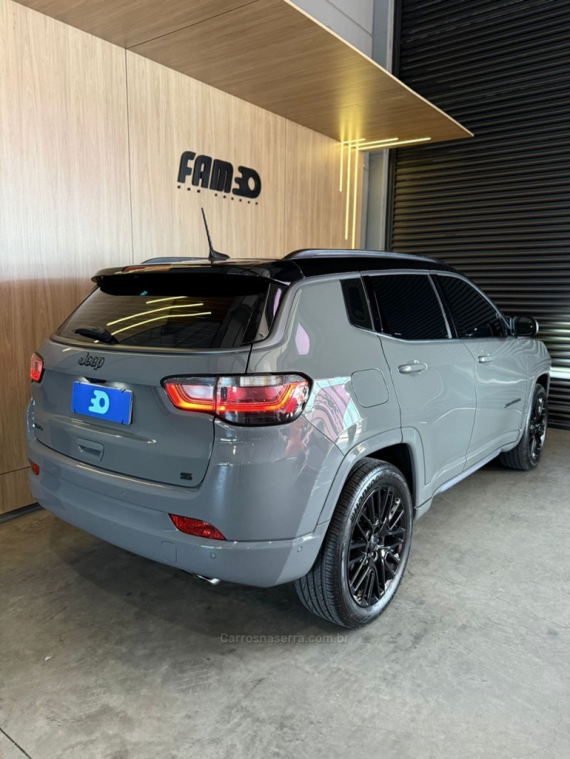 COMPASS 1.3 SERIE S T270 16V TURBO FLEX 4P AUTOMÁTICO - 2022 - LAJEADO