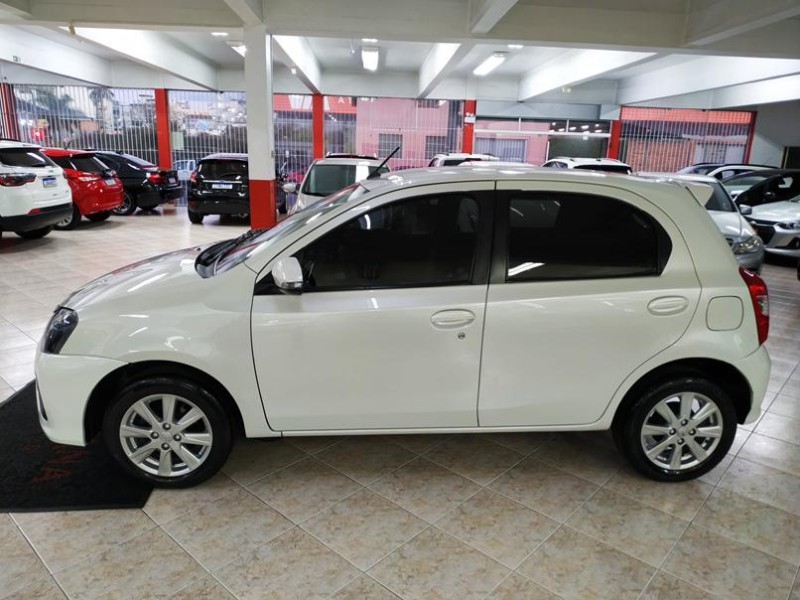 ETIOS 1.5 X PLUS 16V FLEX 4P AUTOMÁTICO - 2020 - CAXIAS DO SUL