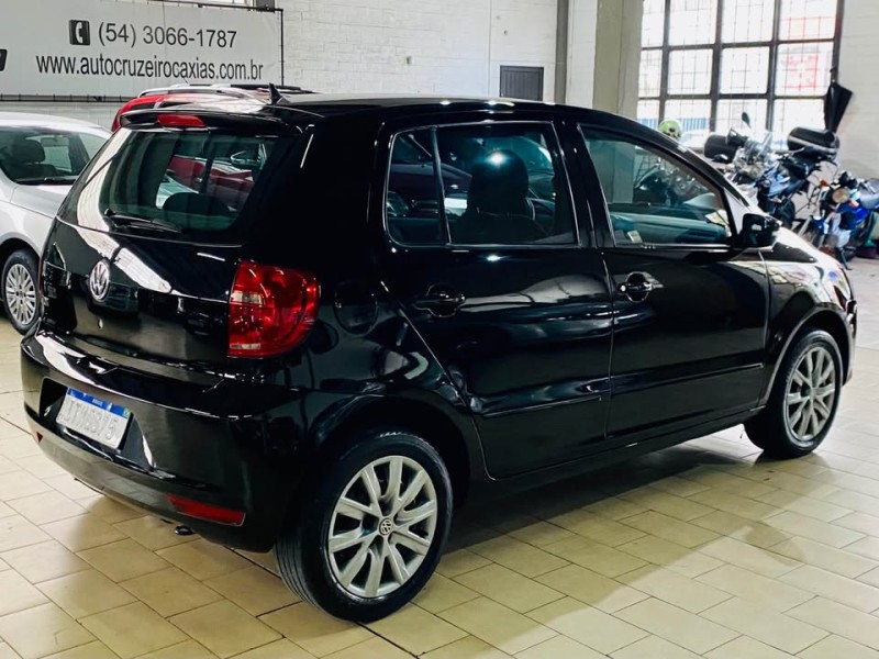 FOX 1.0 MI 8V FLEX 4P MANUAL - 2013 - CAXIAS DO SUL
