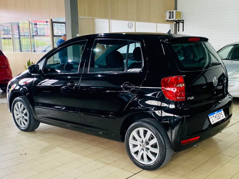 FOX 1.0 MI 8V FLEX 4P MANUAL - 2013 - CAXIAS DO SUL
