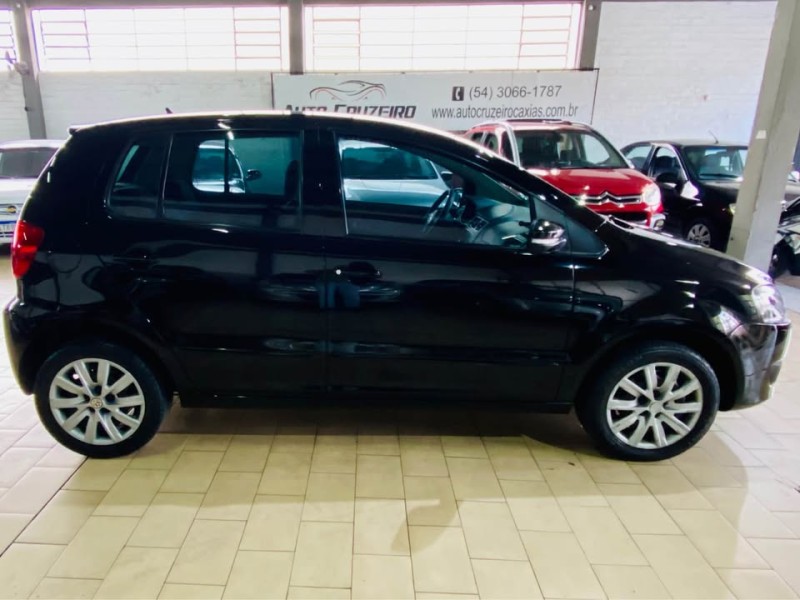 FOX 1.0 MI 8V FLEX 4P MANUAL - 2013 - CAXIAS DO SUL