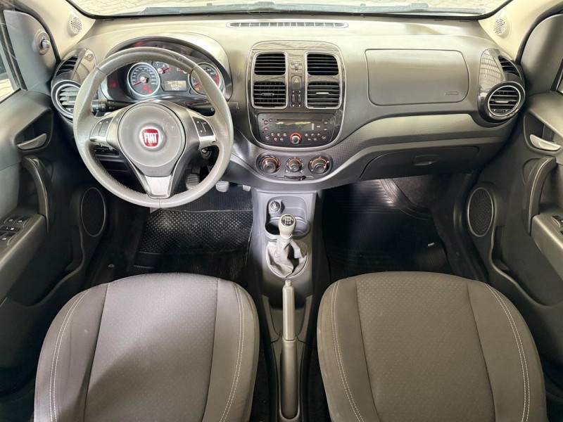 SIENA 1.4 MPI ATTRACTIVE 8V FLEX 4P MANUAL - 2014 - CAXIAS DO SUL