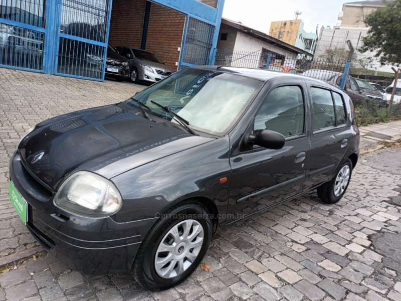 CLIO 1.0 16V FLEX 4P MANUAL - 2002 - BENTO GONçALVES