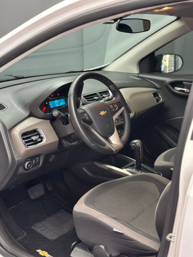 PRISMA 1.4 MPFI ADVANTAGE 8V FLEX 4P AUTOMÁTICO - 2016 - PASSO FUNDO