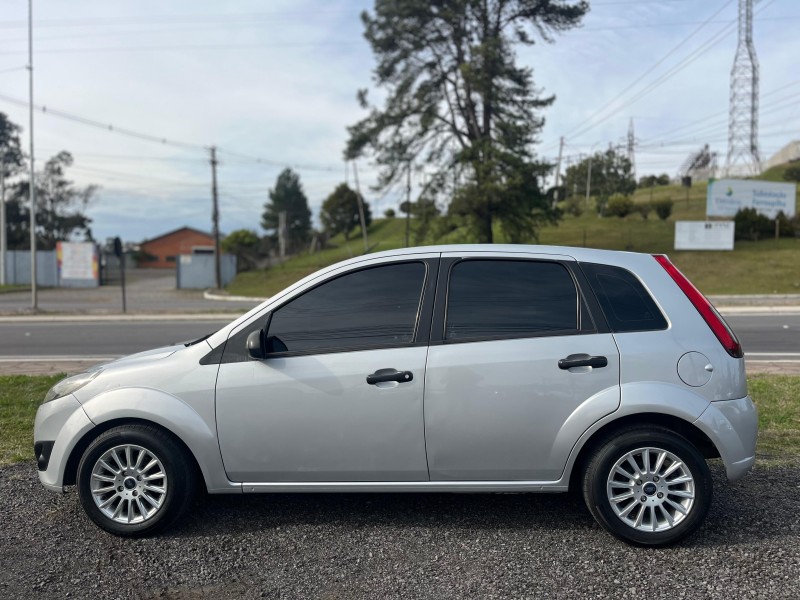 FIESTA 1.0 MPI CLASS 8V FLEX 4P MANUAL - 2011 - FARROUPILHA
