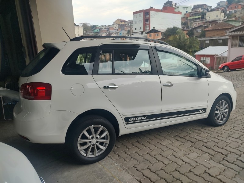 SPACEFOX 1.6 MI 8V FLEX 4P MANUAL - 2014 - CAXIAS DO SUL