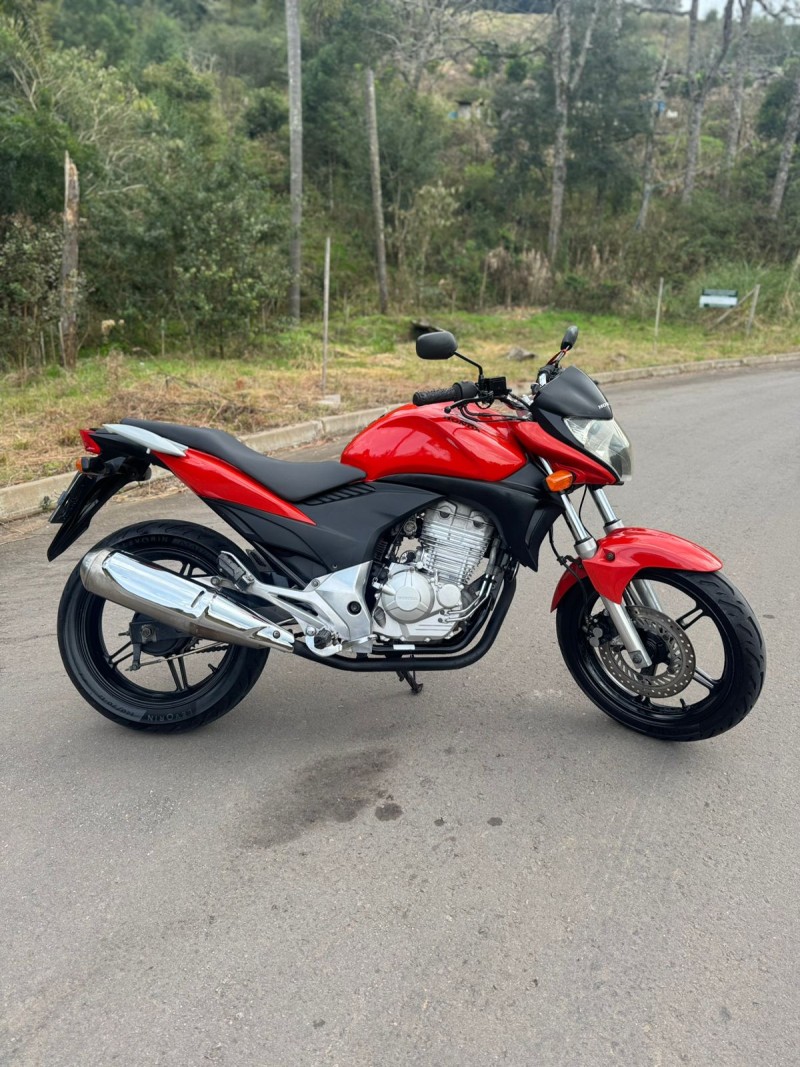 CB 300R  - 2010 - BENTO GONçALVES