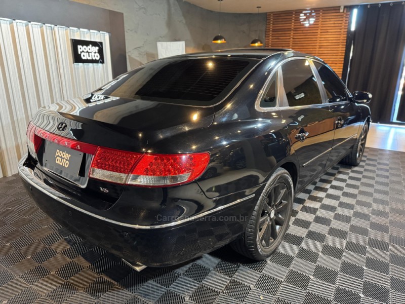 AZERA 3.3 MPFI GLS SEDAN V6 24V GASOLINA 4P AUTOMÁTICO - 2008 - FARROUPILHA