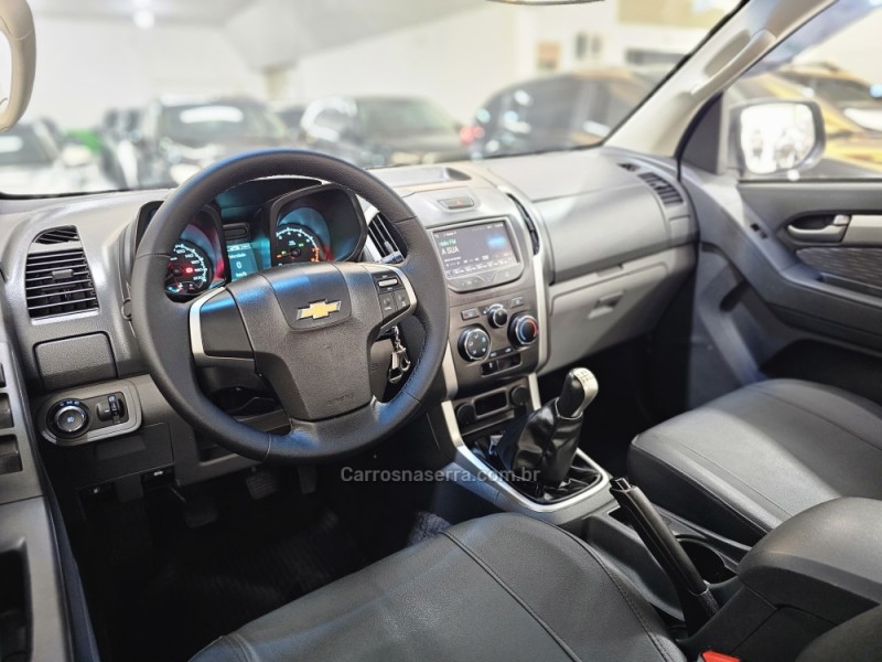 S10 2.5 LT 4X2 CD 16V FLEX 4P MANUAL - 2015 - SAPUCAIA DO SUL