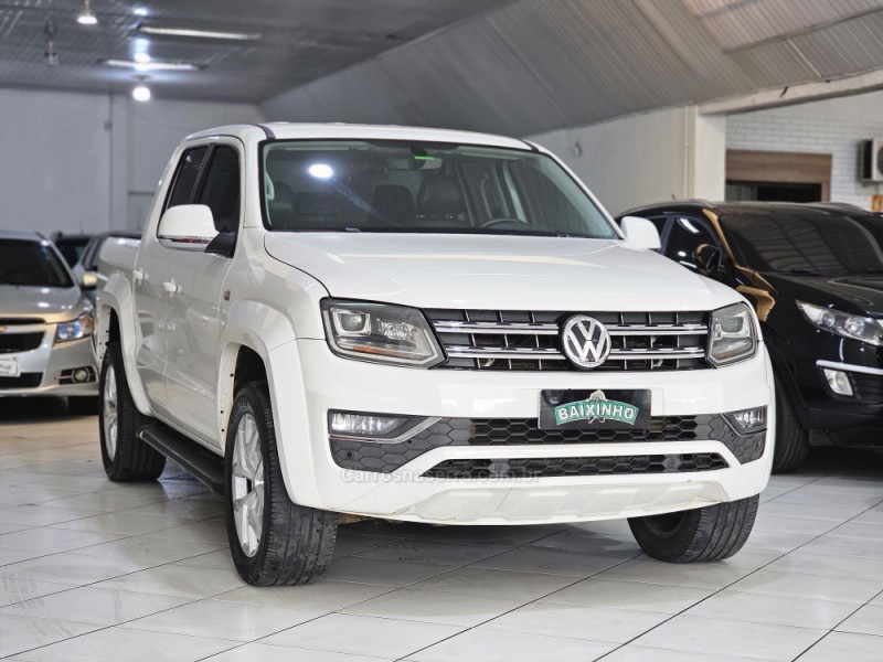 AMAROK 2.0 HIGHLINE 4X4 CD 16V TURBO INTERCOOLER DIESEL 4P AUTOMÁTICO - 2017 - SAPUCAIA DO SUL