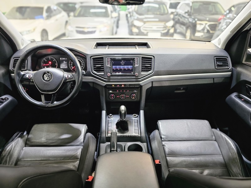 AMAROK 2.0 HIGHLINE 4X4 CD 16V TURBO INTERCOOLER DIESEL 4P AUTOMÁTICO - 2017 - SAPUCAIA DO SUL