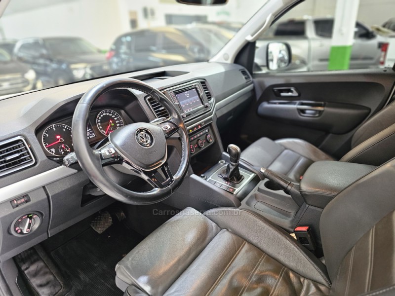 AMAROK 2.0 HIGHLINE 4X4 CD 16V TURBO INTERCOOLER DIESEL 4P AUTOMÁTICO - 2017 - SAPUCAIA DO SUL