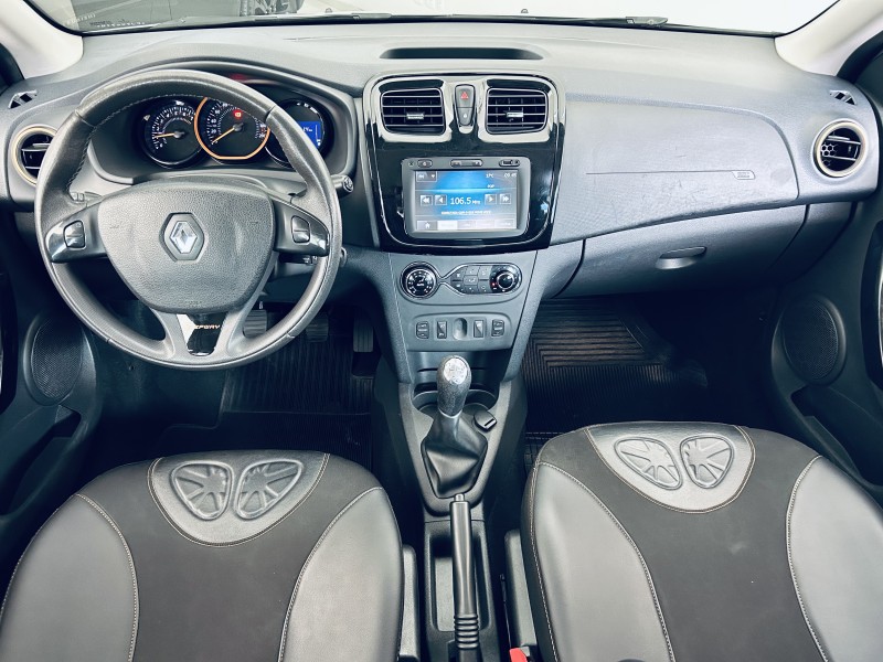 SANDERO 1.6 STEPWAY 8V FLEX 4P MANUAL - 2015 - CAXIAS DO SUL