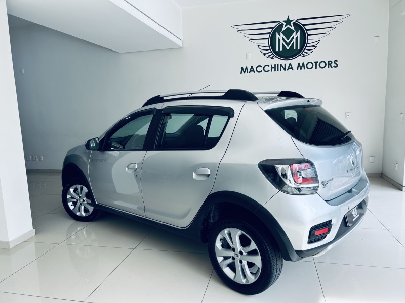 SANDERO 1.6 STEPWAY 8V FLEX 4P MANUAL - 2015 - CAXIAS DO SUL