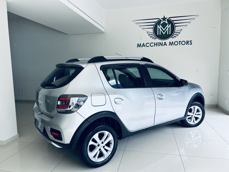 SANDERO 1.6 STEPWAY 8V FLEX 4P MANUAL - 2015 - CAXIAS DO SUL