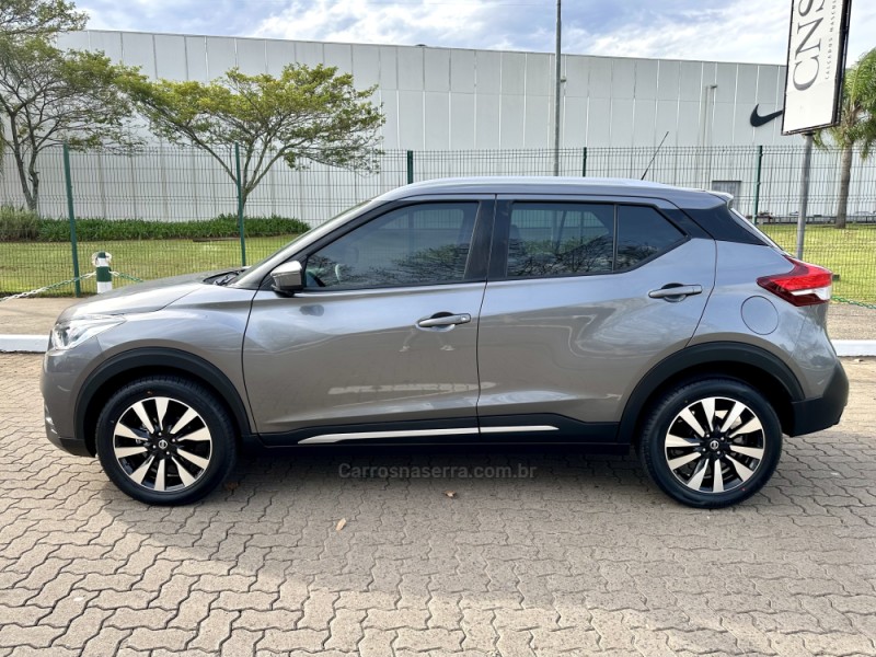 KICKS 1.6 16V FLEX SL PACK PLUS 4P XTRONIC - 2017 - ESTâNCIA VELHA