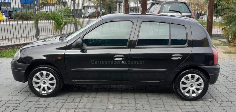 CLIO 1.0 RL 8V GASOLINA 4P MANUAL - 2001 - CAXIAS DO SUL