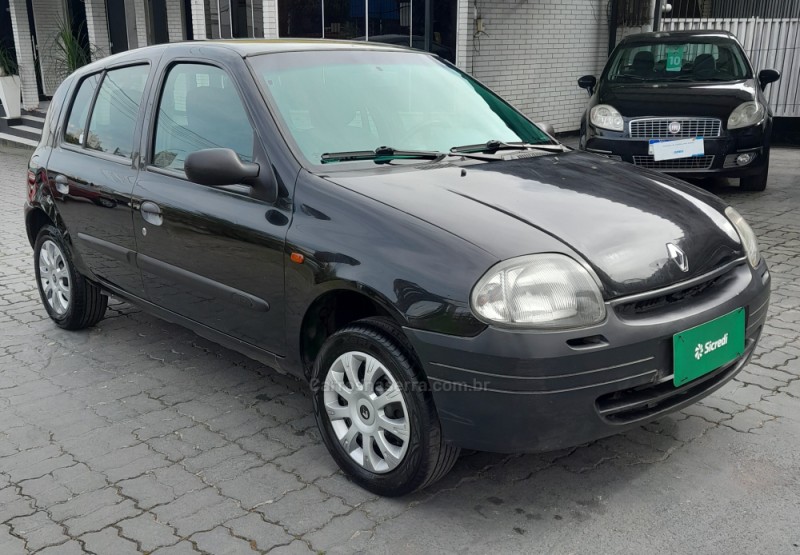 CLIO 1.0 RL 8V GASOLINA 4P MANUAL - 2001 - CAXIAS DO SUL