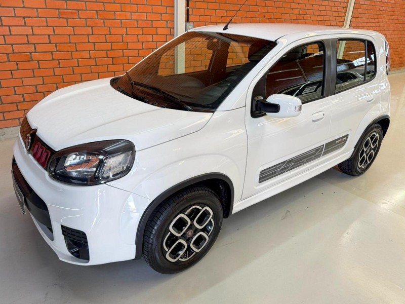 uno 1.4 evo sporting 8v flex 4p manual 2015 bento goncalves