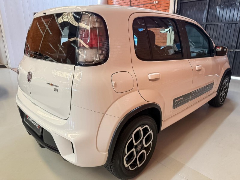 UNO 1.4 EVO SPORTING 8V FLEX 4P MANUAL - 2015 - BENTO GONçALVES